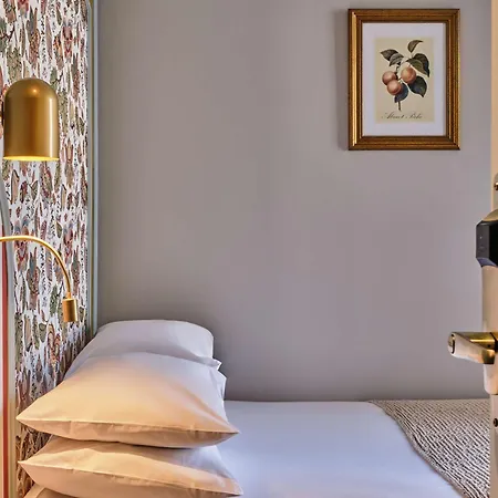 Mercure Paris Notre Dame Saint Germain Des Pres Exterior photo