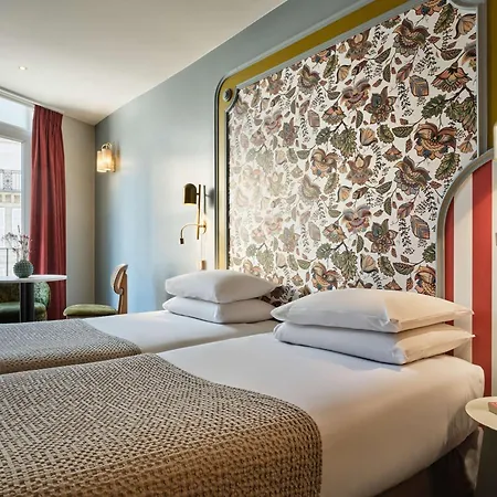 Mercure Paris Notre Dame Saint Germain Des Pres Exterior photo